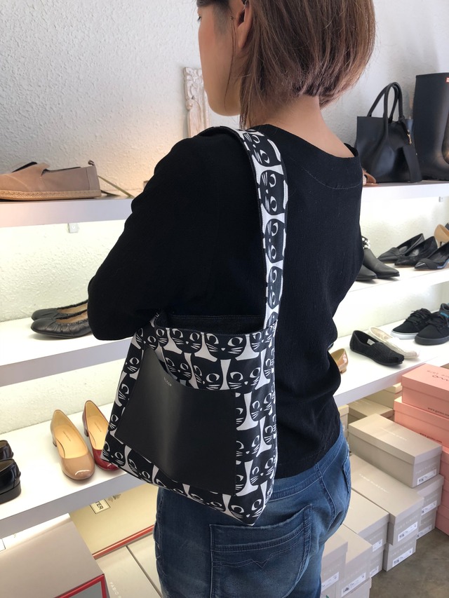 黒猫リバーシブルトートバッグ