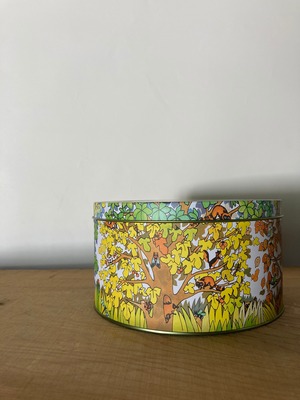 本高砂屋のレトロ缶