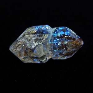 オイルインクォーツ 原石 石油入り 一点物 171-6327