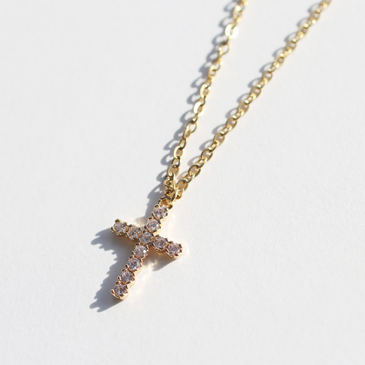 【ネコポス便】ネックレス クロスジルコニアネックレス サージカルステンレス 金属アレルギー つけっぱなし 華奢 金アレ対応 2175