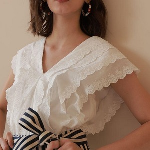 スカラップレースVネックシャツ　フリルブラウス　G0129