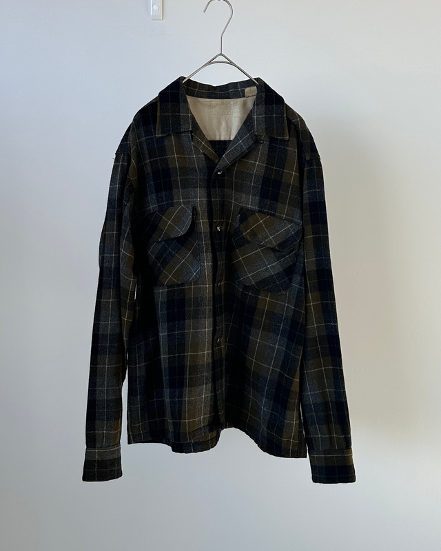 -Pendleton- Vintage 70s L Board Shirt made in USA