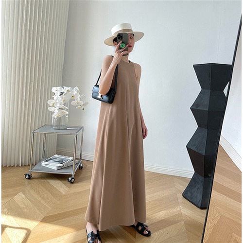 ロングワンピース タンクトップ ノースリーブ 無地 大きいサイズ ゆったり 体型カバー 薄手 ロングスカート 夏服 ラウンドネック プルオーバー Aラインスカート ストリート レディースワンピース