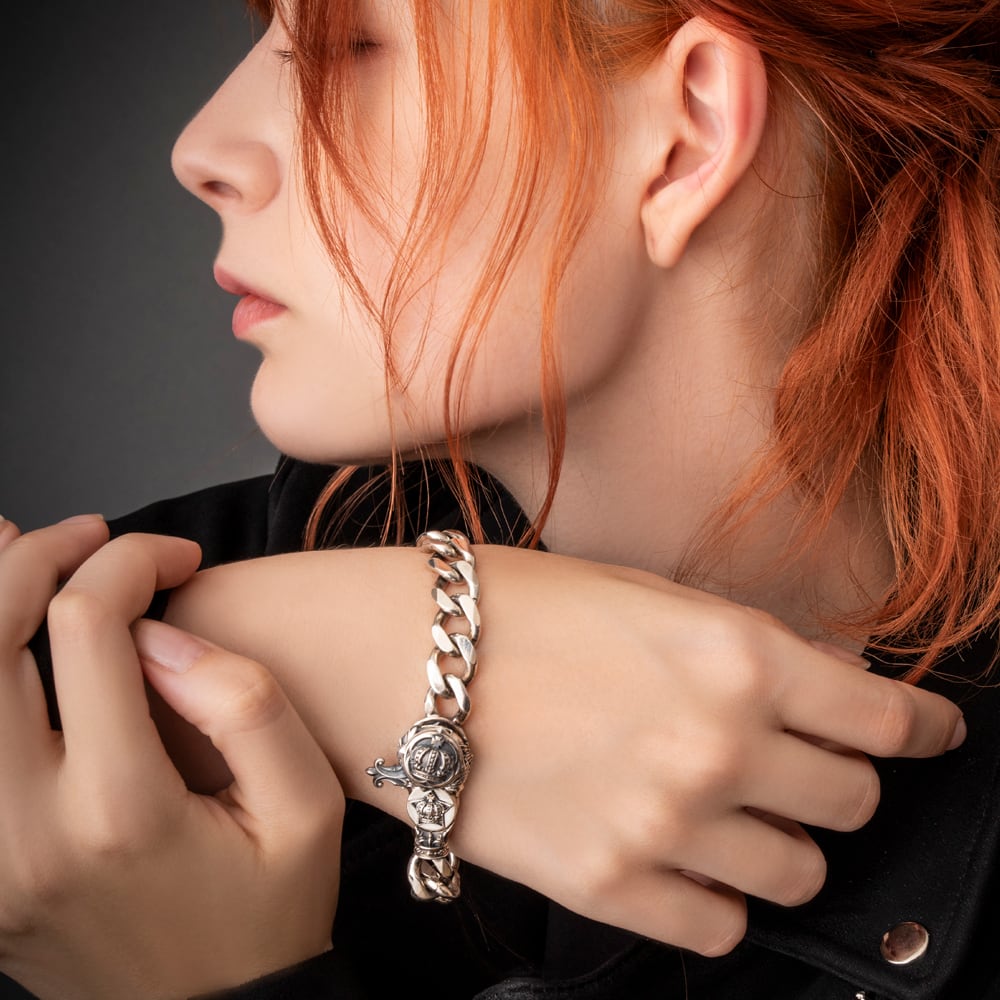 美品❗️レア❗️D’heygere ディヘラ シルバーブレスレット ブレスレット売り上げランキング2位】クラシカル喜平