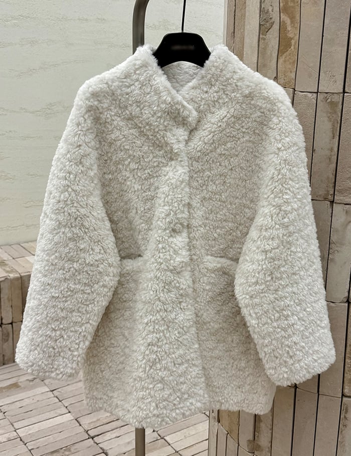 新品　ella_selectshop boa middle coat アイボリー 新品ella_selectshop boa middle coat アイボリー