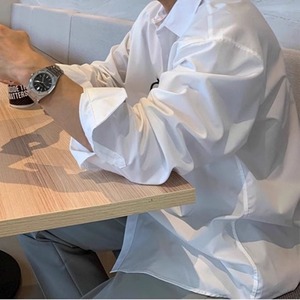 カジュアルシンプル無地シャツ　1211