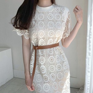 デート レース フレアワンピース ワンピドレス 膝丈 ひざ丈 袖あり 半袖 ラウンドネック クルーネック 襟なし フレア Aライン ウエストマーク 透け感 シースルー かわいい 大人可愛い きれいめ シンプル カジュアル 上品 おしゃれ お洒落 レトロ 大人女子 こなれ感 ラフ ラブリー キュート ガーリー 個性的 クール モード系 エレガント モダン 主役級 存在感 抜け感 レディース デート お出かけ 女子会 休日 着回し 普段使い ファッション コーデ スタイル モテ プレゼント 定番 トレンド