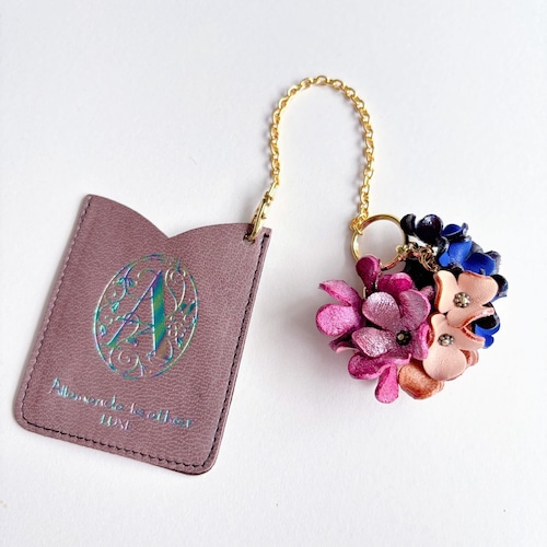 【各1点商品】 パスケース付きフラワーレイ２Wayバッグチャーム(pink color)