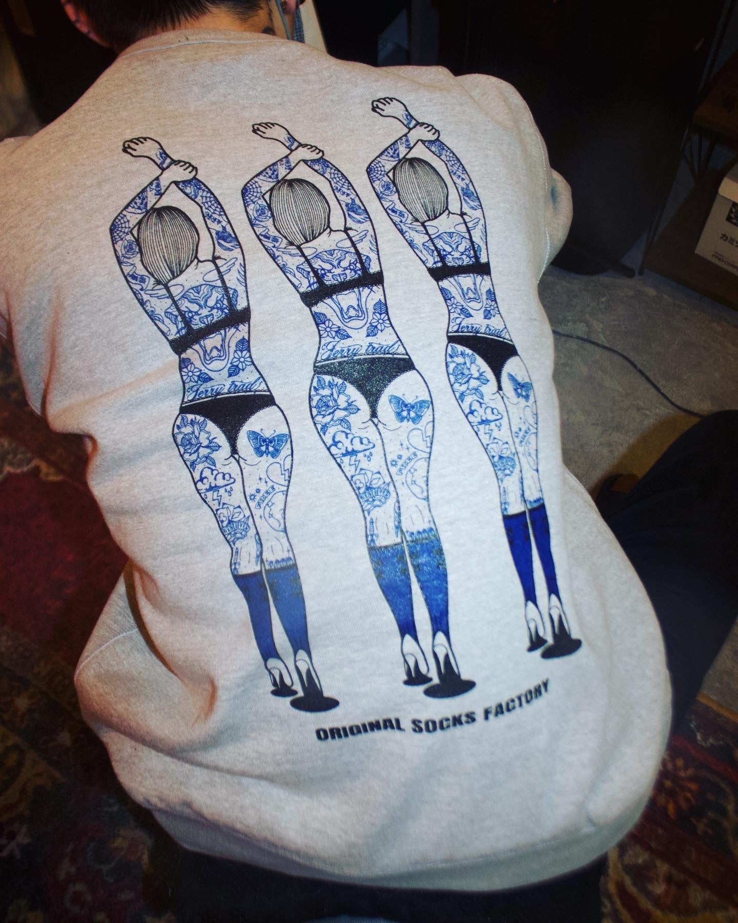SEXYGIRL sweatshirt | JERRYTRAD