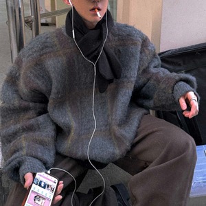 ふわふわチェック柄ビッグニット　1052