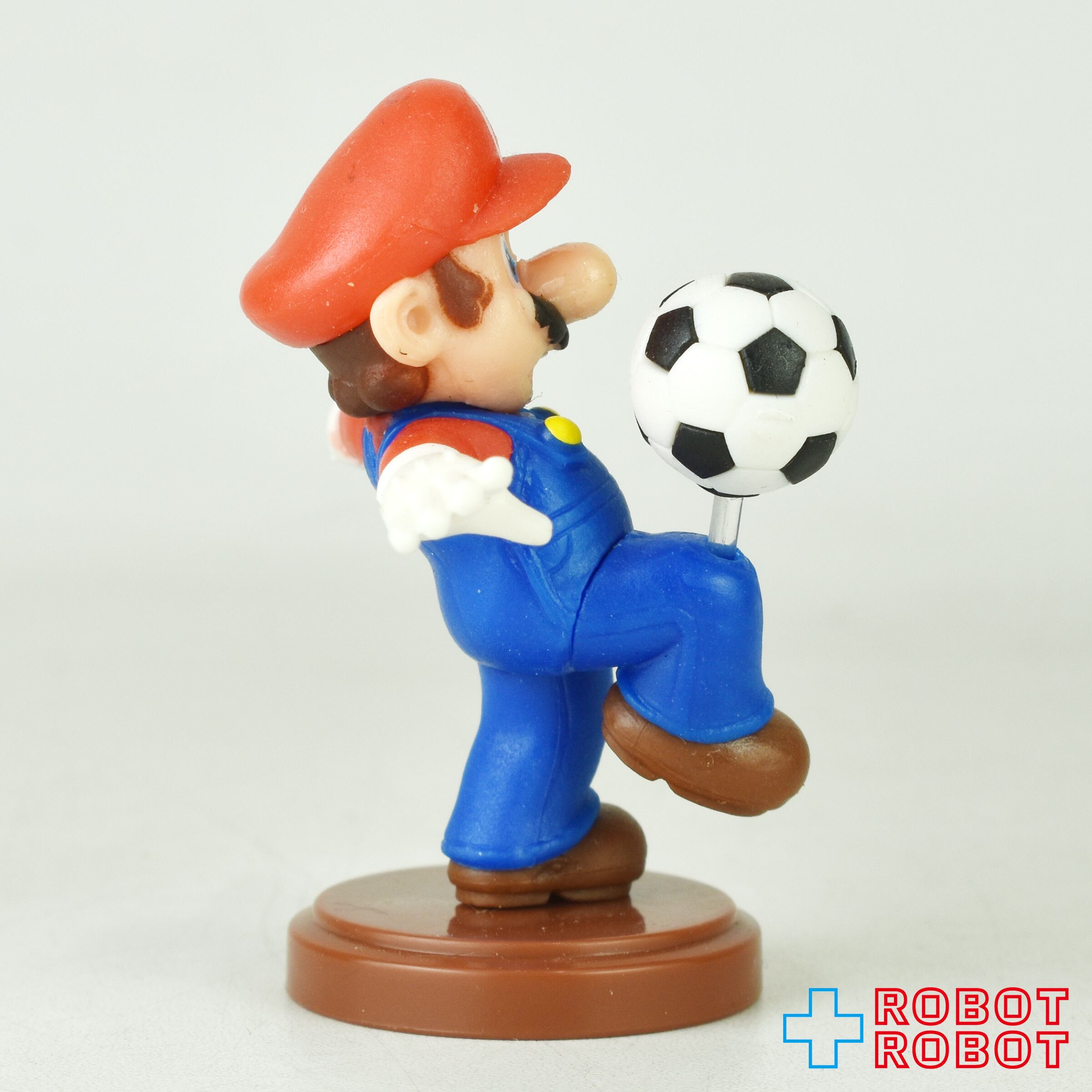 スーパーマリオ　マリオ　サッカー　フィギュア　昭和　レトロ　レア　当時物　グッズ チョコエッグ スーパーマリオ スポーツ マリオ サッカー 01 | ROBOTROBOT