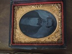アンティーク 肖像写真　ケース入り（剥がれあり） 画像10