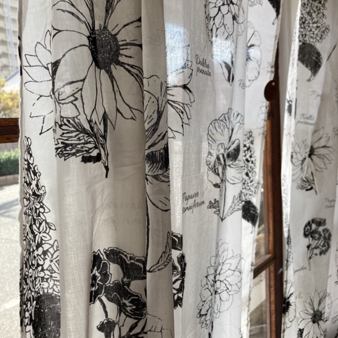 ランドスケープ カーテン 110×180cm　フラワー2