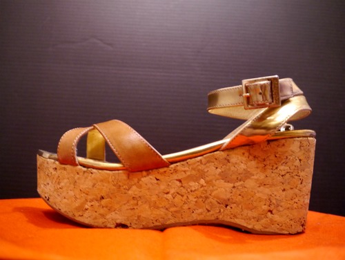 ★JIMMY CHOO ジミーチュウ ウエッジソールサンダル★