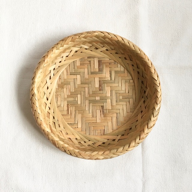 Taiwan bamboo flat basket "S"