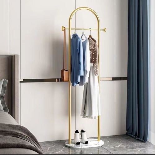 ハンガーラック アーチ型 コートハンガー 衣類収納 スタンド式 洋服掛け シンプル モダン おしゃれ 省スペース 一人暮らし 寝室 リビング インテリア