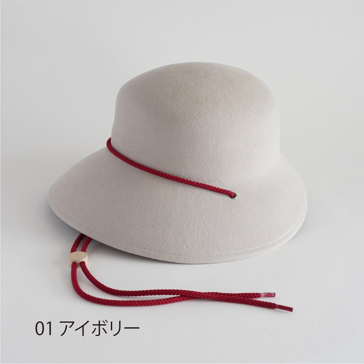 Poanca Bonnet- ヴィンテージの木型で制作したフェルトボンネット- Bonnet- ヴィンテージの木型で制作したフェルトボンネット- | poanca