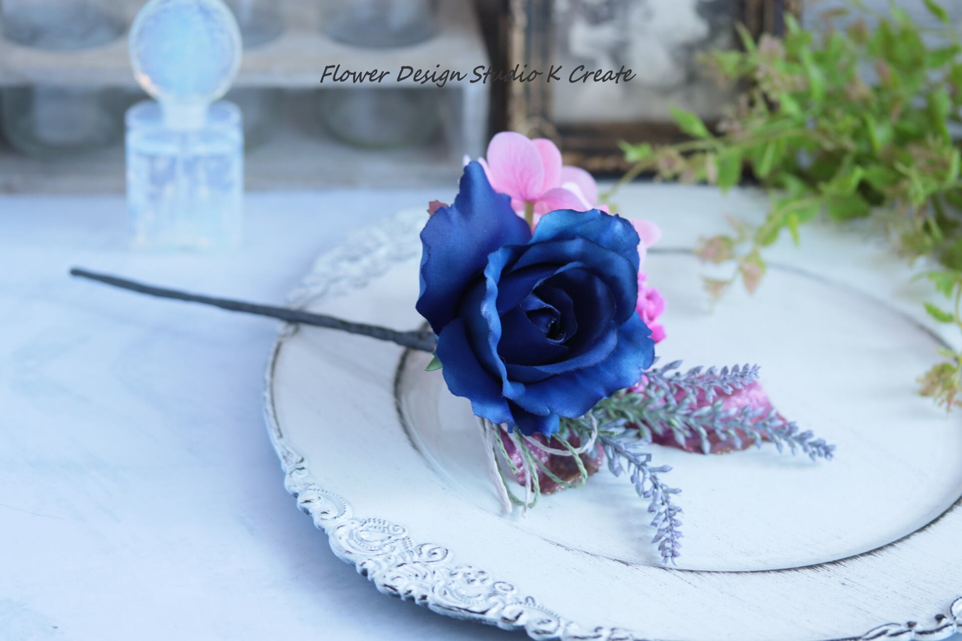 ネイビーの薔薇とカーネーションのブーケ風の髪飾り フラメンコ ダンス