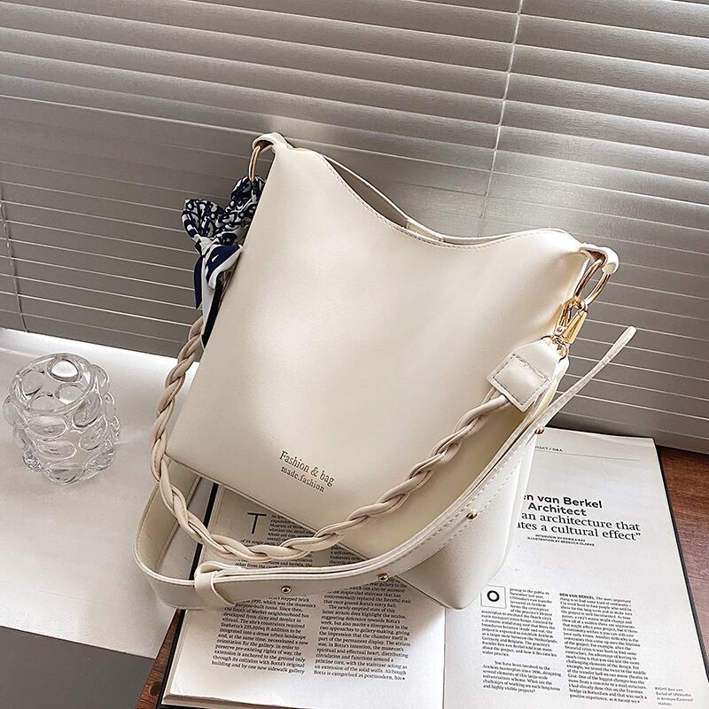 サマー 夏物 メッセンジャーバッグ 手作りハンドバック54978971687