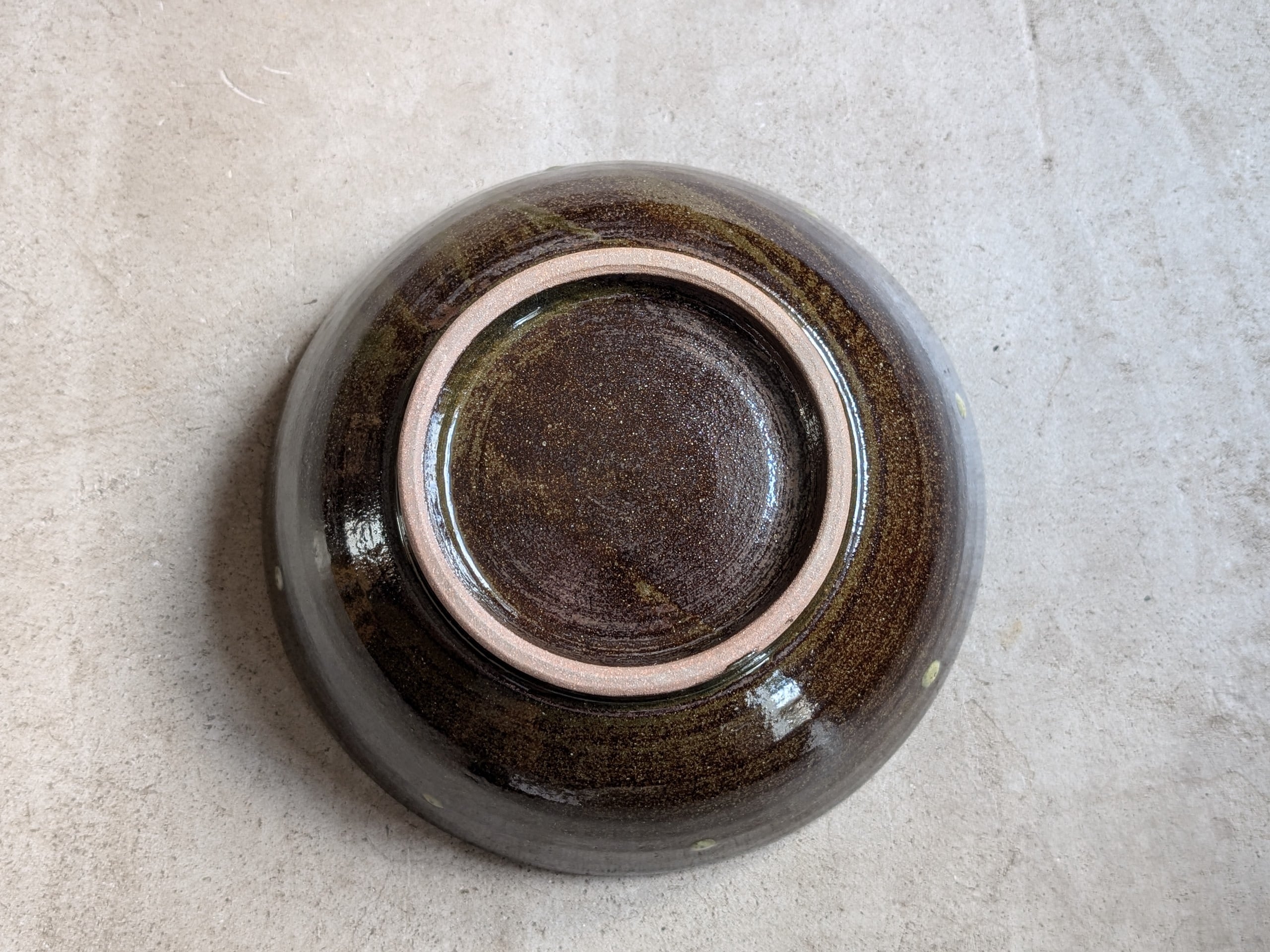 やちむん 7寸鉢（イッチンゴス白） | 陶眞窯 | inoya | Basic