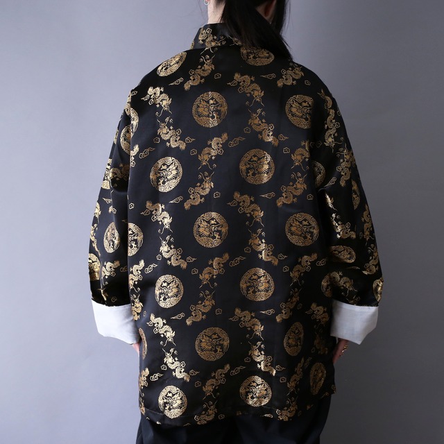 "black×gold×white" coloring dragon motif pattern over silhouette china shirt