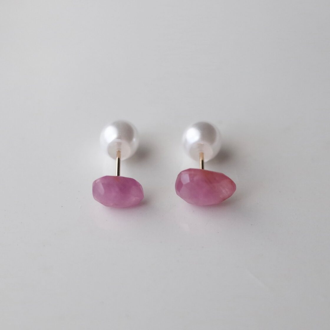 ふぞろい天然石ピアス / ルビー / オパールとダイヤモンドクォーツ 