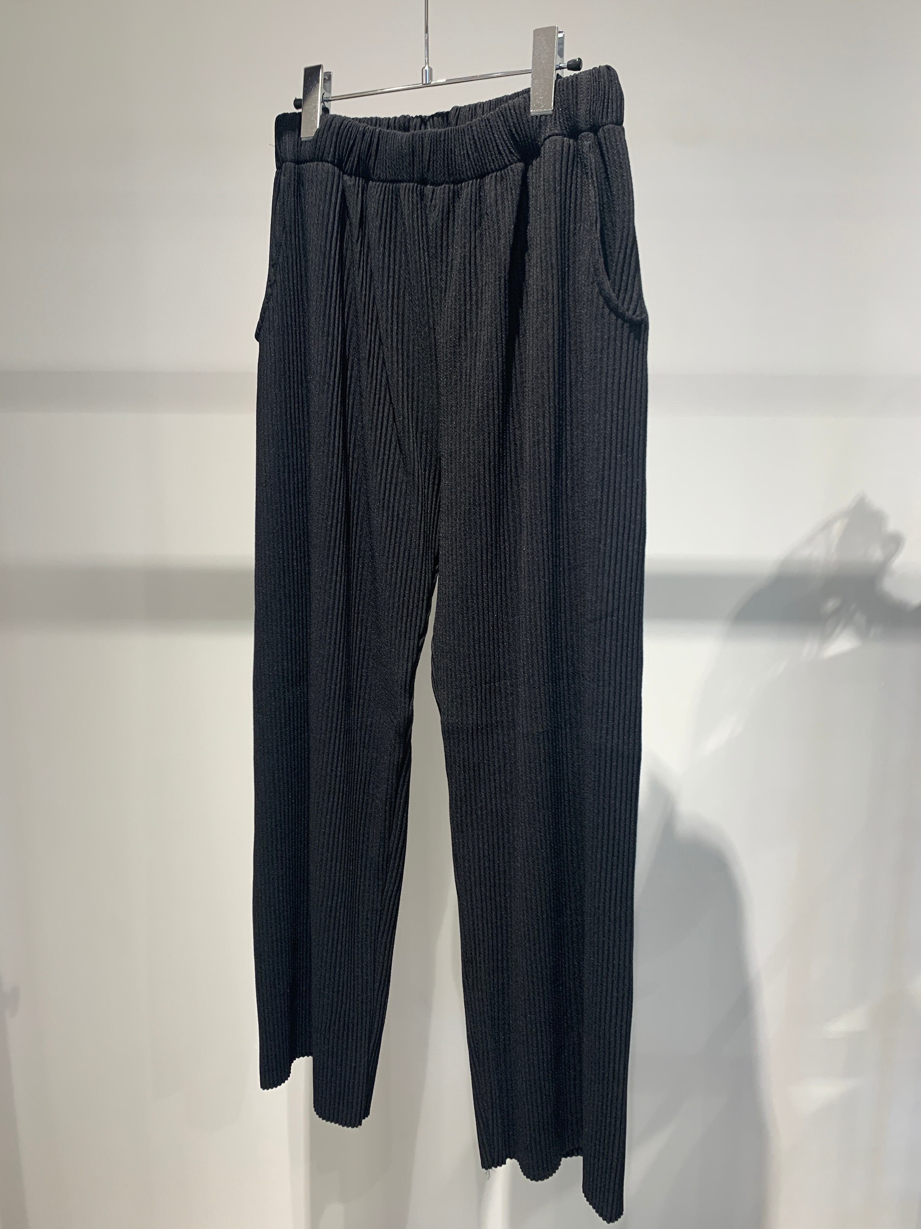 simple rib pleats pants