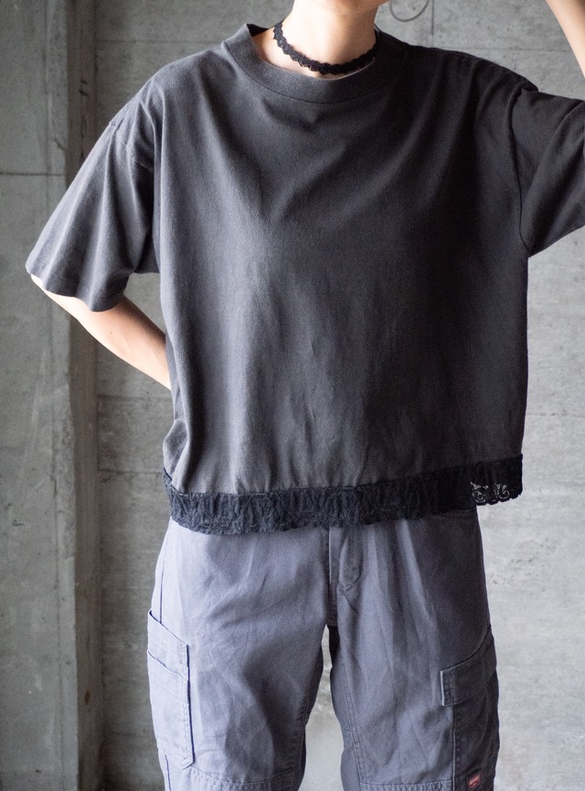 unknown 1990s Crew neck tee with lace