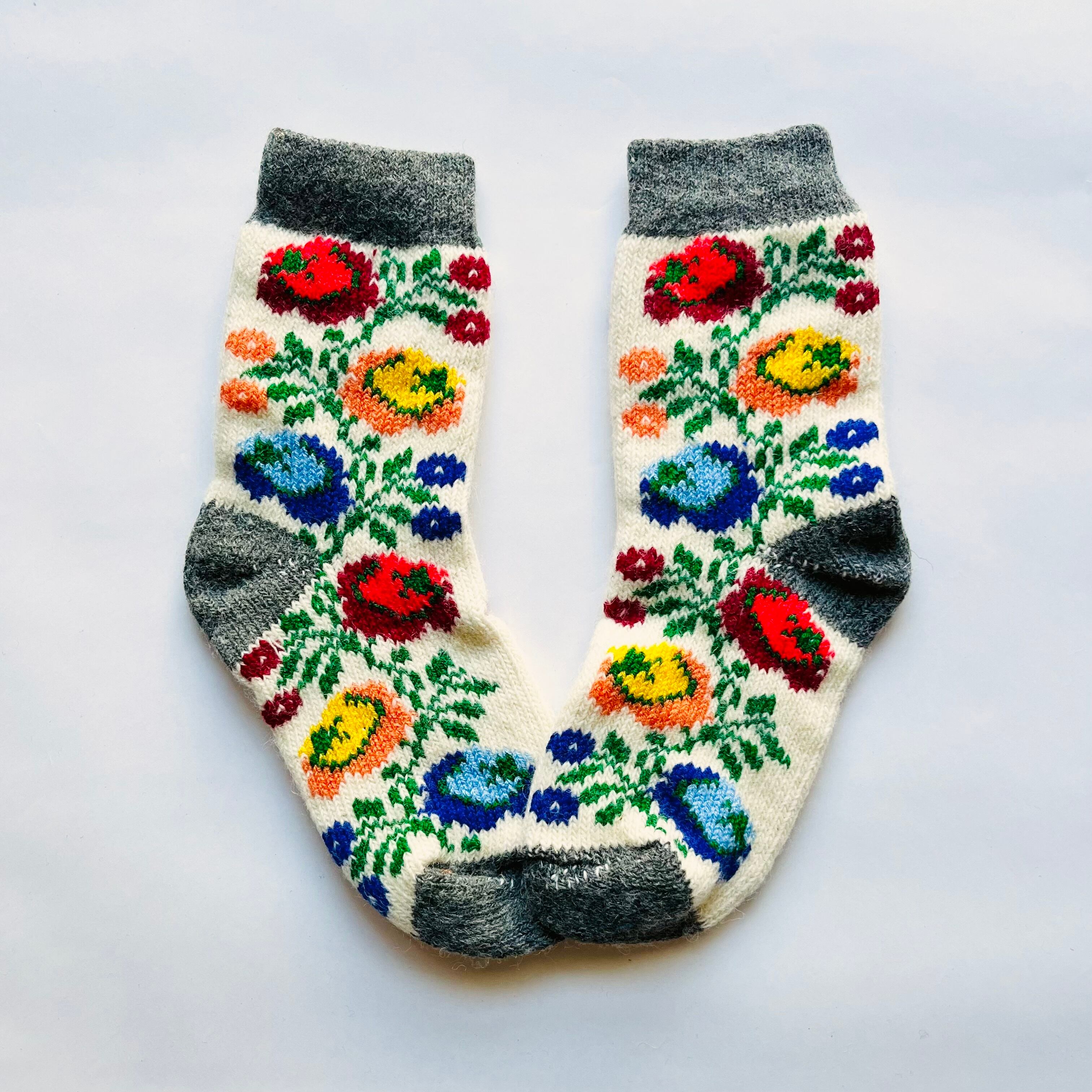 ウクライナ支援/ウールソックス(花柄)