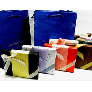 ラッピングボックス