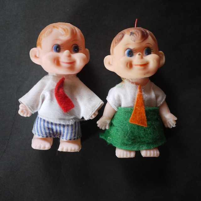 ネクタイのカップル人形 　プラスチックドール