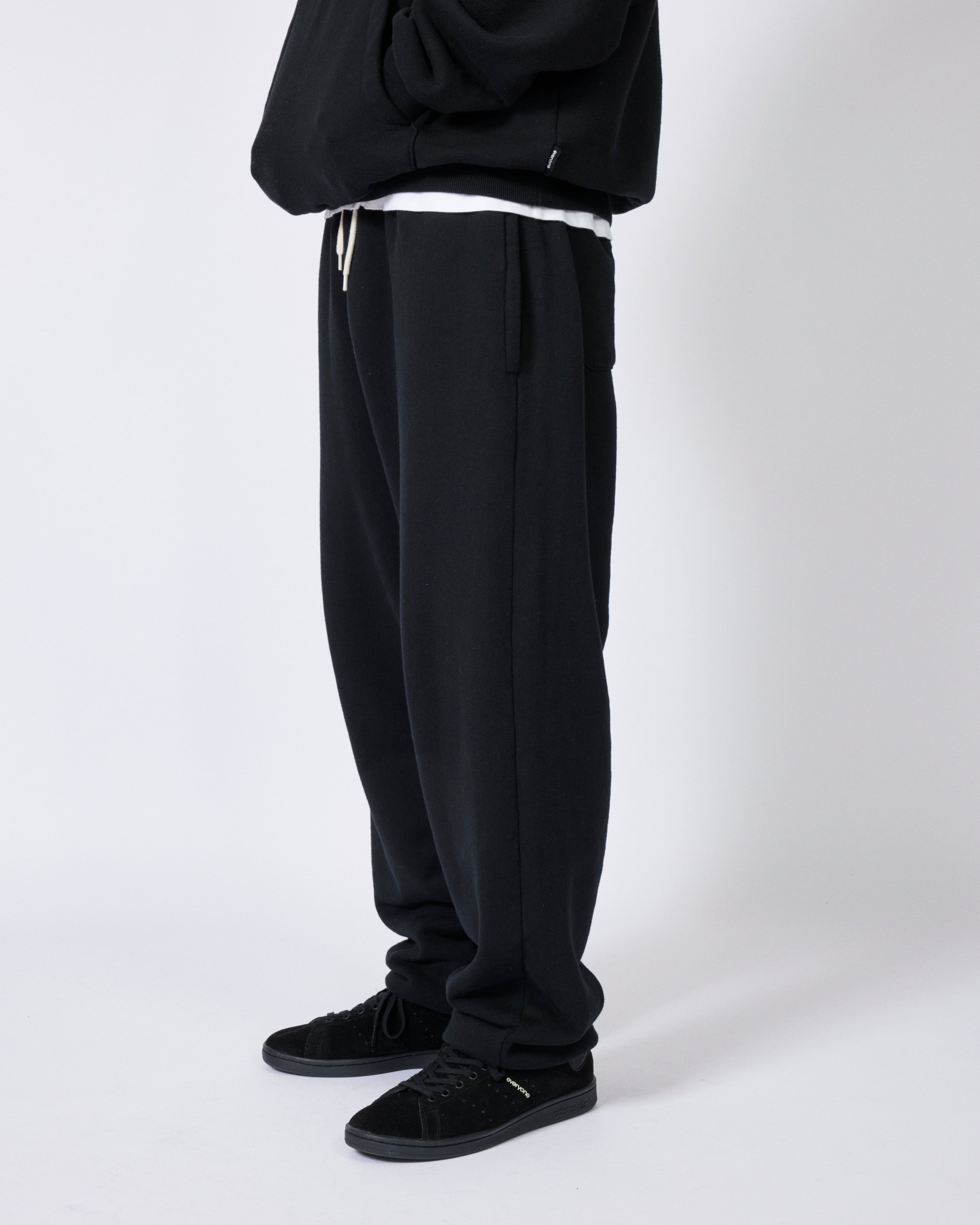 everyone classic sweat pants (BLACK) | everyone