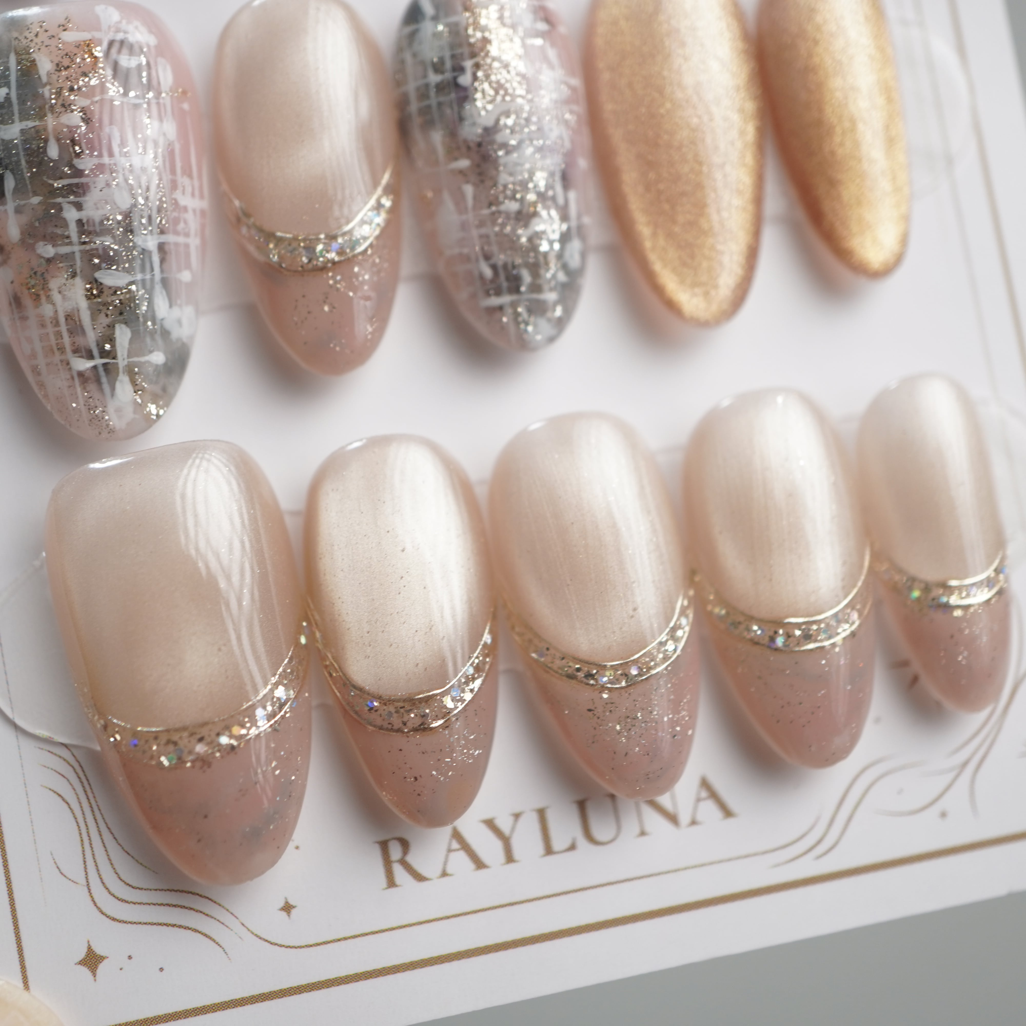 684】 繰り返し使える【プレミアム】ネイルチップ／15本セット／ロング