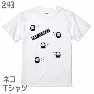 ネコTシャツ＃20　「ウロウロするコスプレニャンコ」