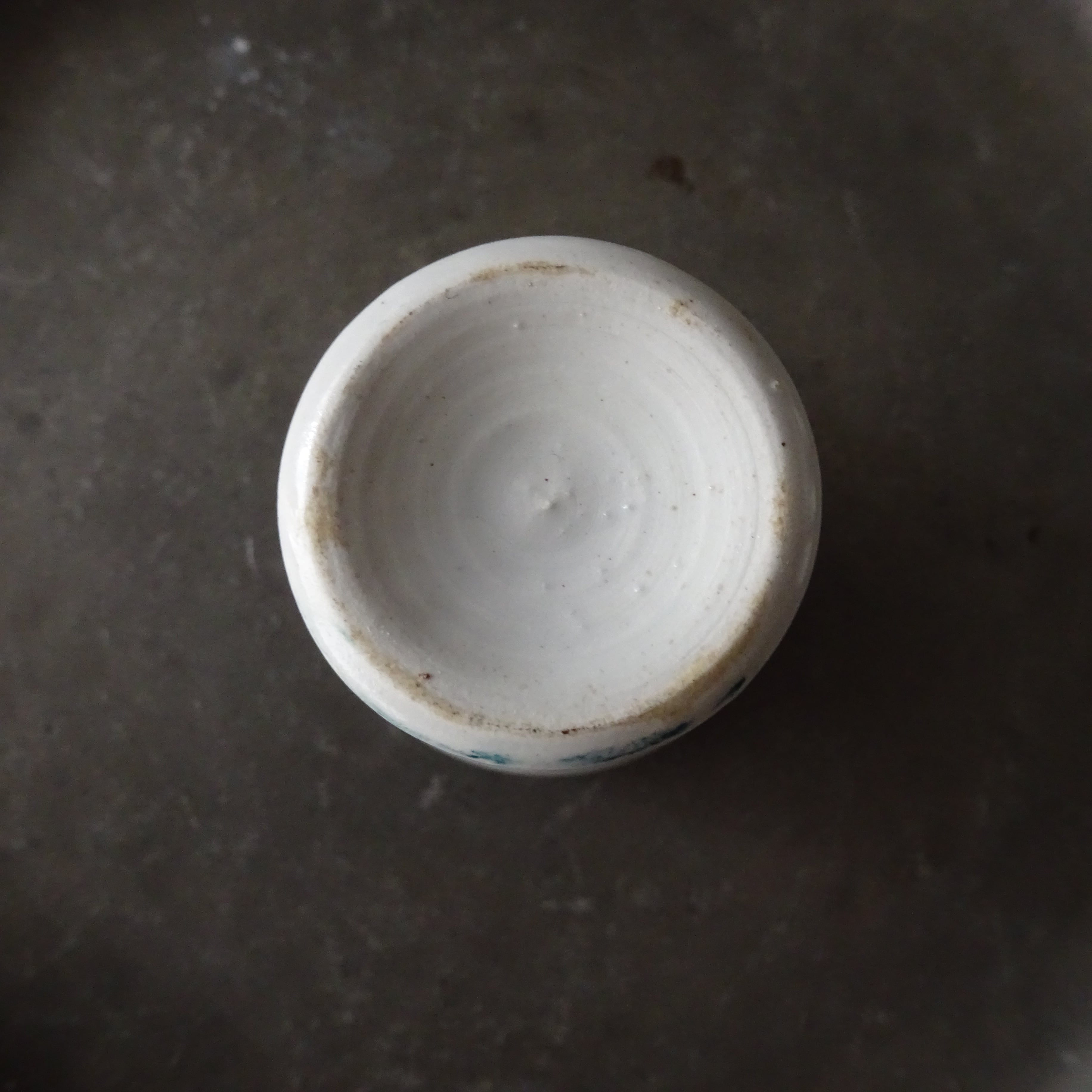 【 Nouveauté 】☆ Coquetier décor 《Rocaille》 peint à la main en faïence 2個セット