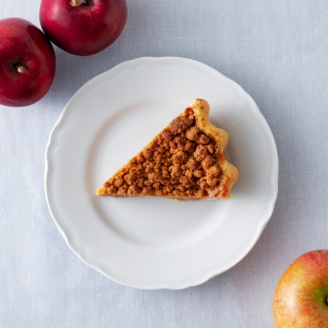 食べ比べが楽しいアップルパイ　８種類のりんごが味わえるカット済み８ピース【冷凍配送】誕生日／お中元／内祝／父の日／ギフト