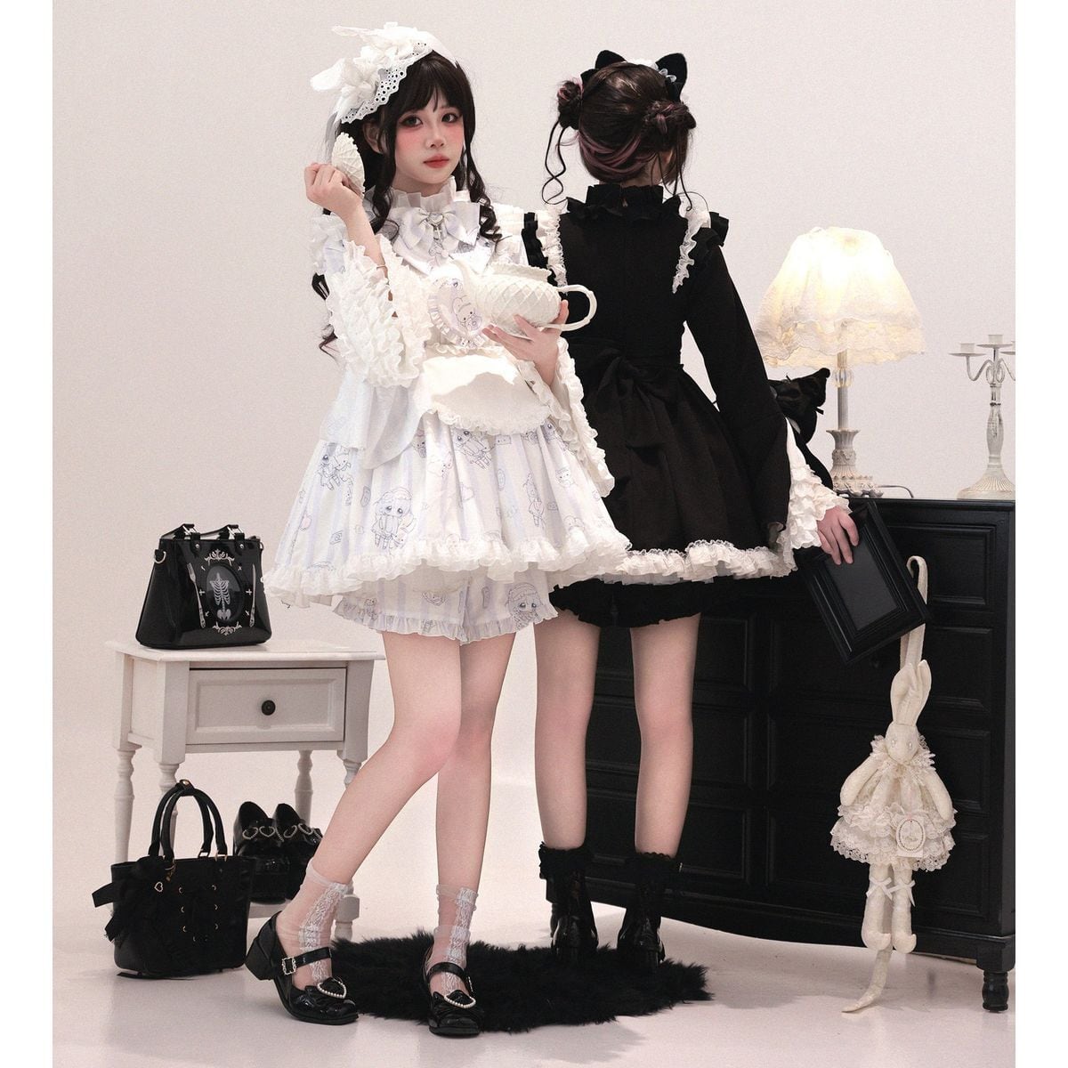 ハートエプロン　黒×オフ白 ハートエプロン姫袖メイドセットアップ | Maiden's Rêve