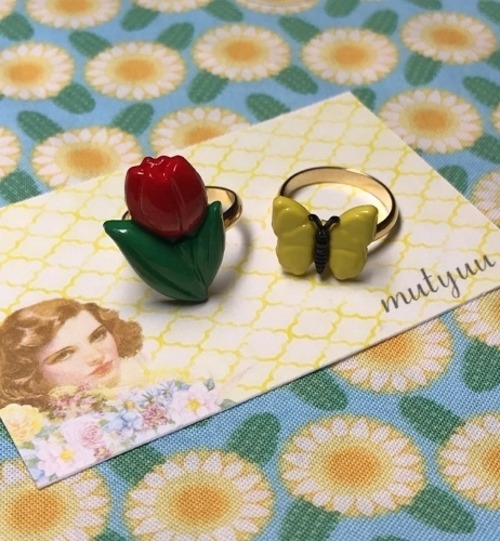 チューリップ＆蝶の指輪セット