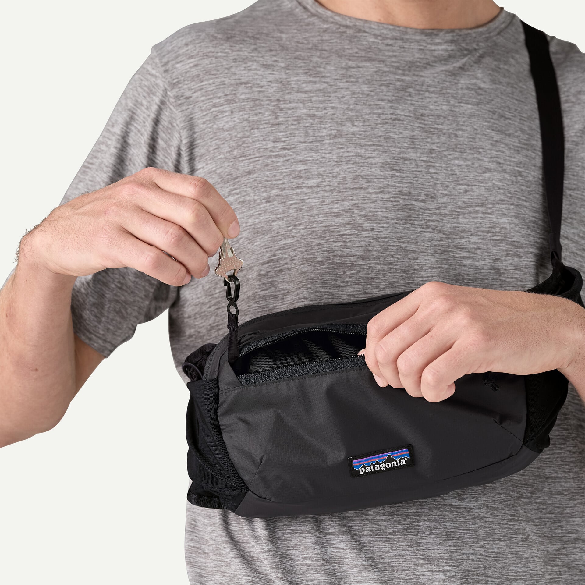 パタゴニア テラヴィア・ヒップ・パック 4L (カラー Black) Patagonia