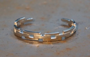 chain bangle