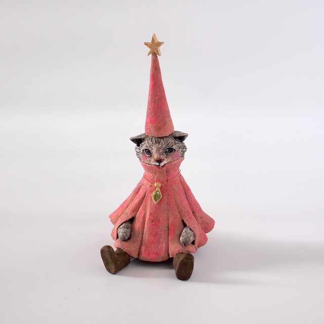 とんがり帽子の猫 - 塑像