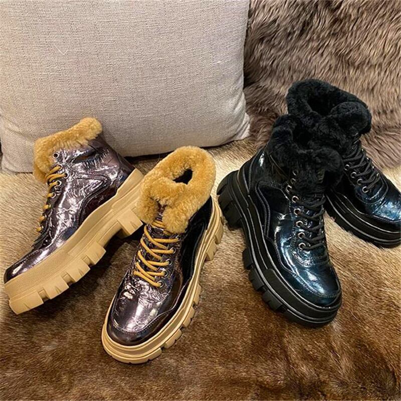 【新作】【送料無料】 冬の女性のスノーブーツとふわふわのウールが厚底のハイヒールカジュアルブーツガンカラーブラックの丸いつま先のブーツを増やしました 靴 シューズ ウィンター 冬物 10b375704232228