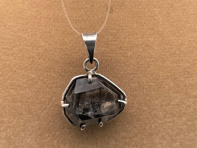 シルバーペンダントトップ（プラチナルチルクォーツ）