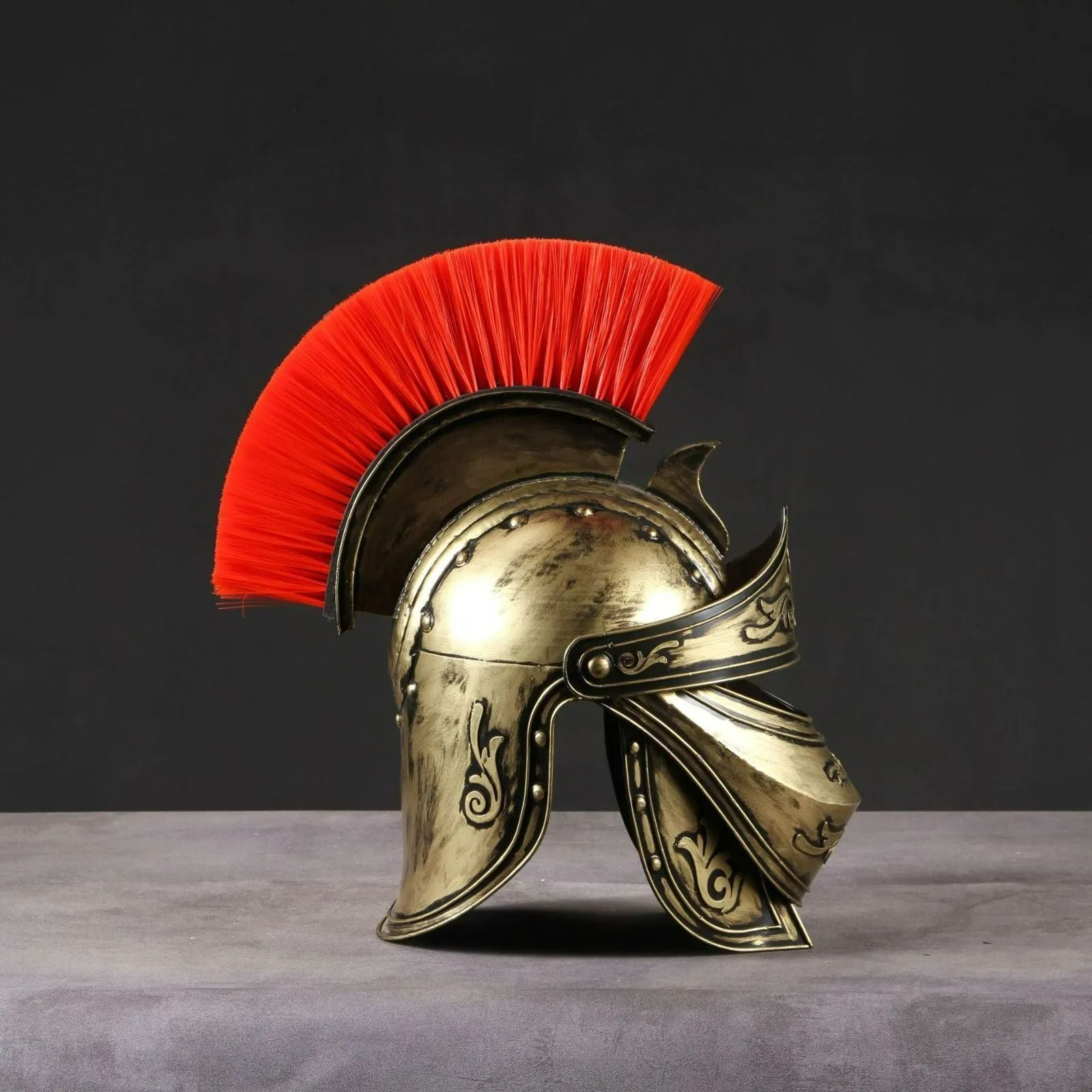 オブジェ 鉄兜 ゴールド ローマ兵 ヘルメット 中世 レプリカ おしゃれ
