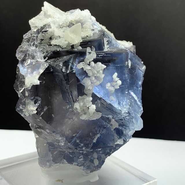 3.美麗☆ブルーフローライト原石クラスター