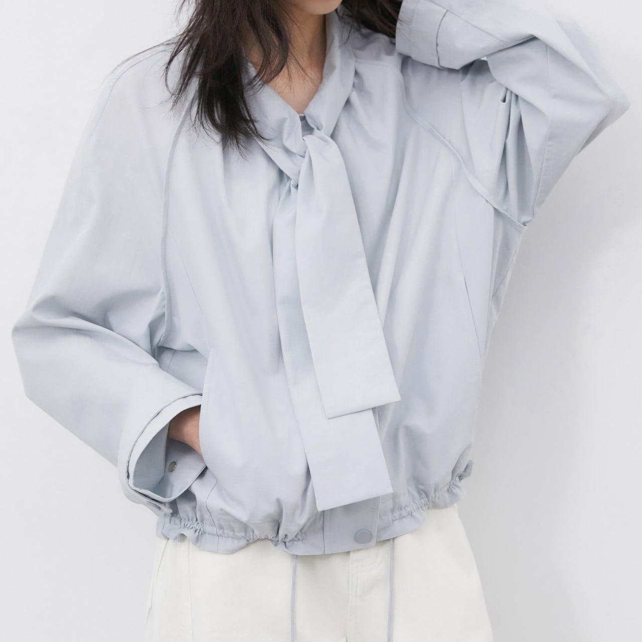 ボウタイジップアップブルゾン A02074