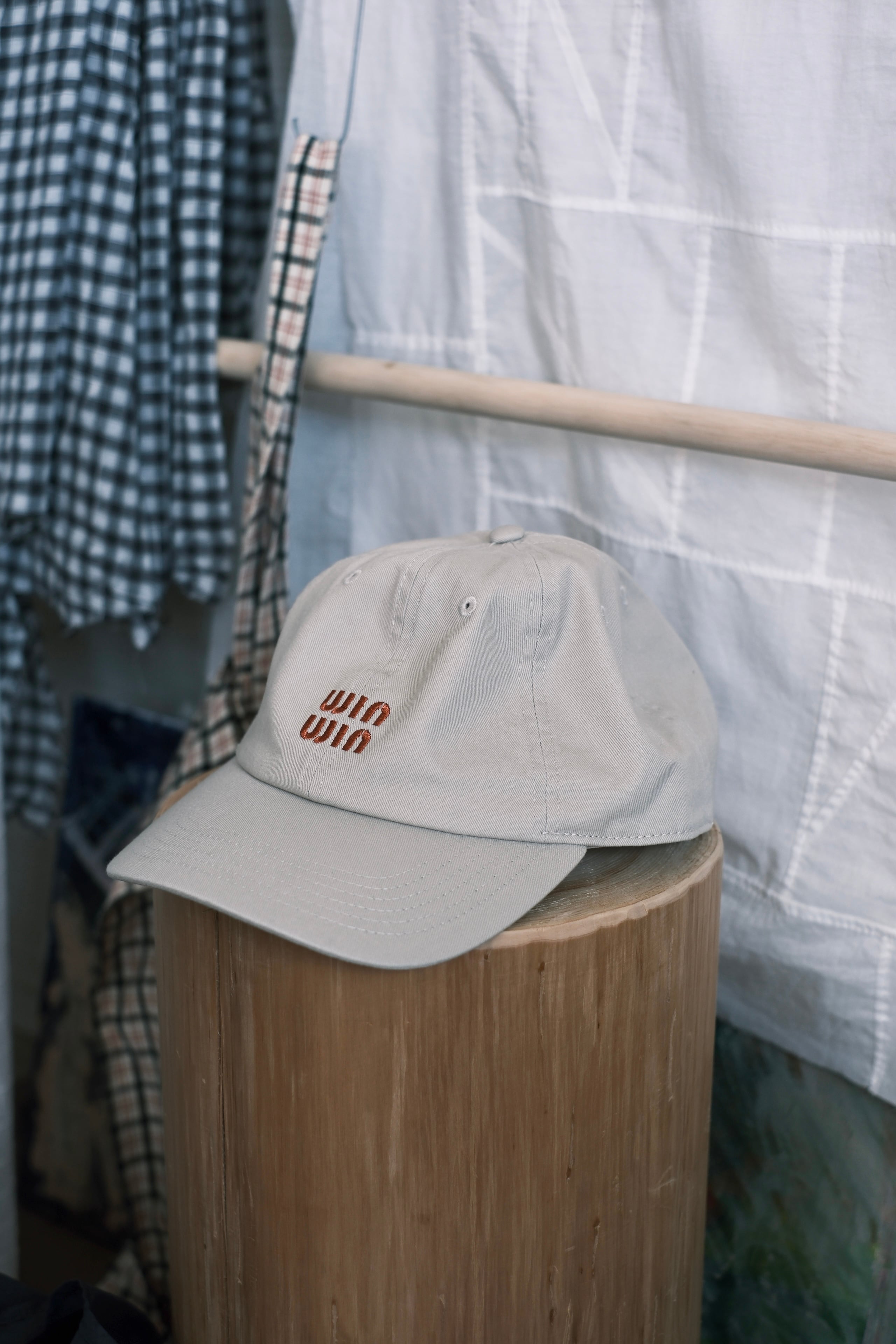 全4色】winwin刺繍コットンキャップ / ユニセックス | wågdog