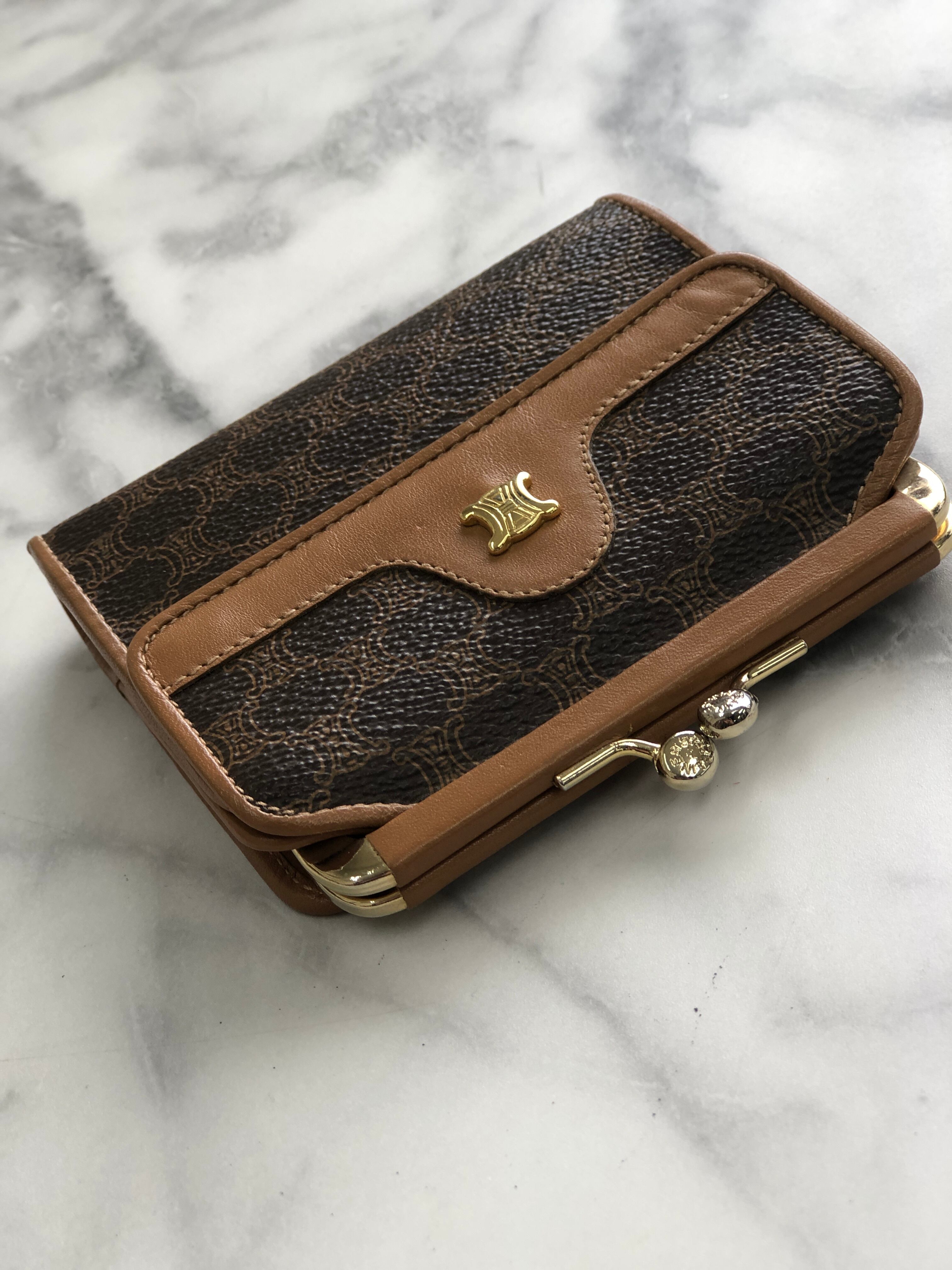 CELINE セリーヌ マカダム トリオンフ PVC レザー コンパクト