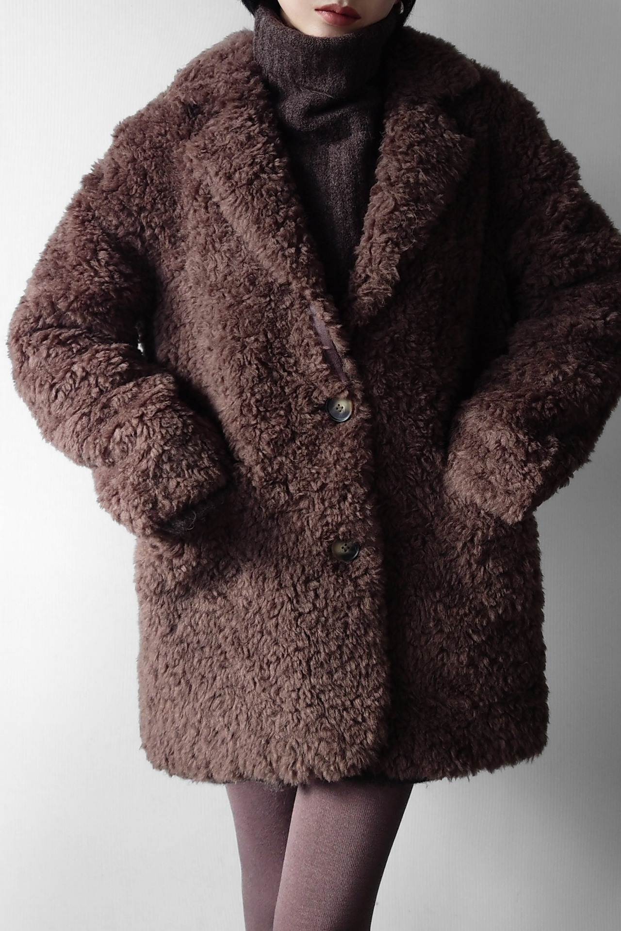 Noir ボアTailored Coat