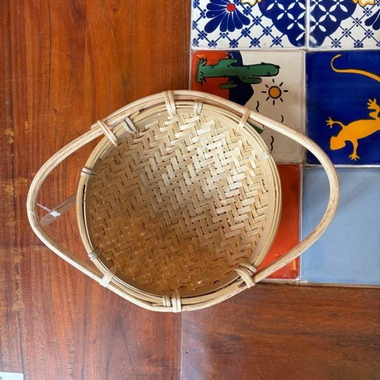 Bangladesh Bamboo basket with handle S　バングラディッシュ　持ち手付き竹ザル　S　ボウル　水切り　野菜　果物　バンブー　籐　竹ざる　バスケット